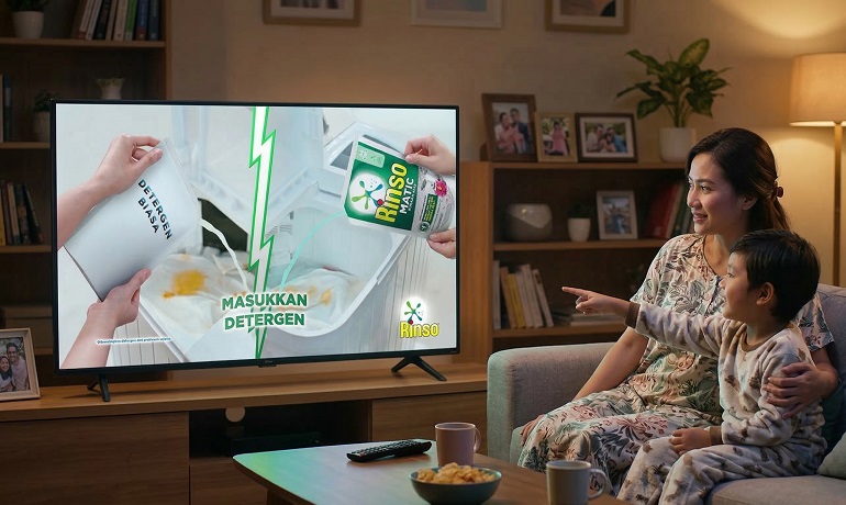 Perbedaan Iklan TV Nasional dan Iklan Lokal untuk Bisnis